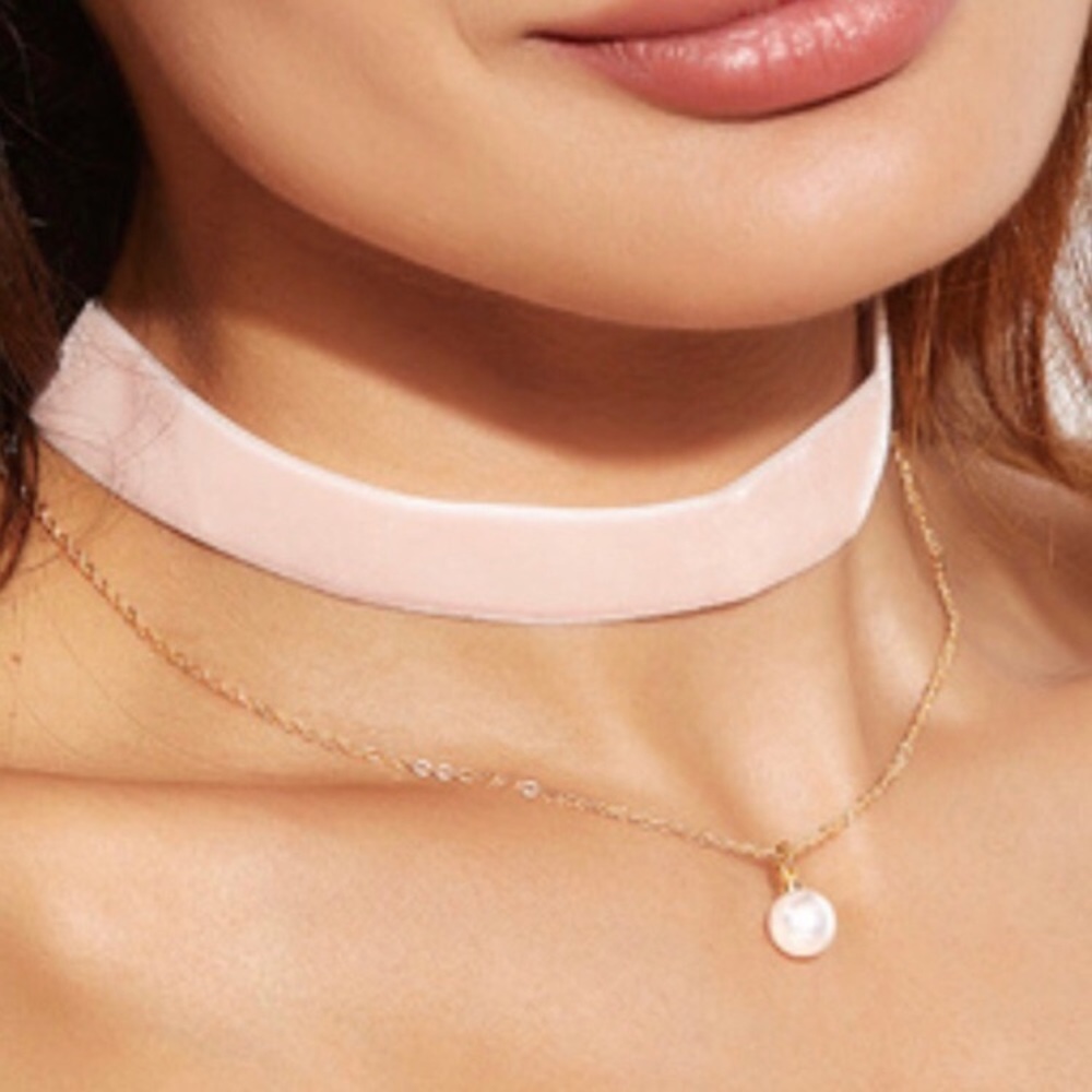 Layers choker Necklace